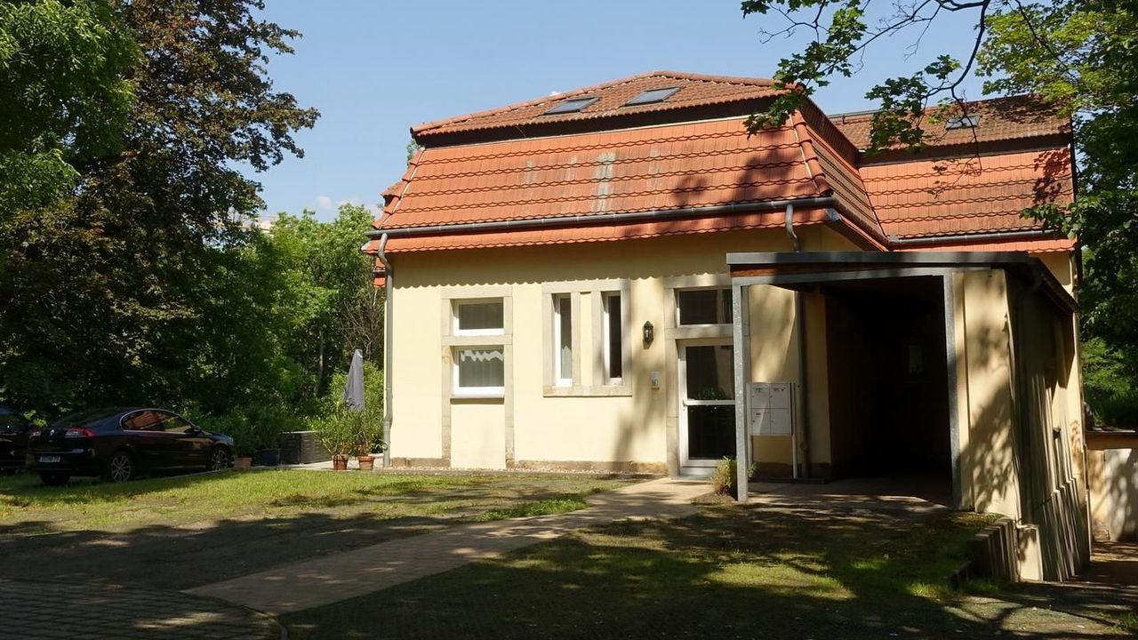 Fassade / Eingang Fassade / Eingang